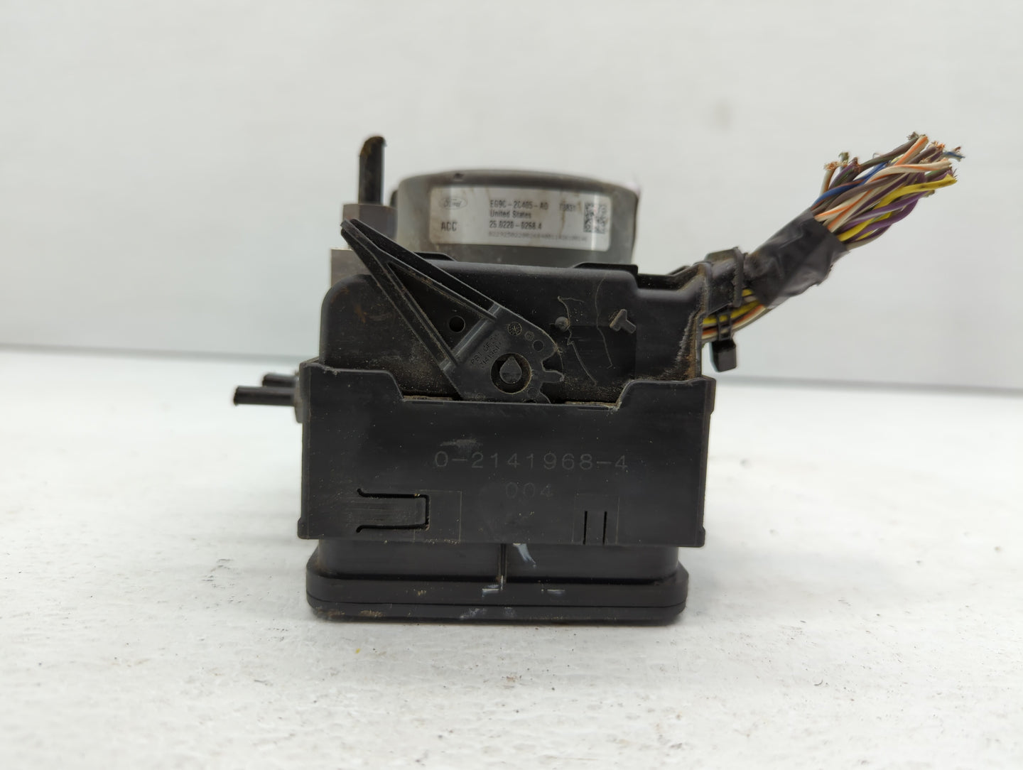 2014-2016 Ford Fusion ABS Pump Control Module Replacement P/N:EG9C-2C405-AD Fits Fits 2014 2015 2016 OEM Used Auto Parts - O