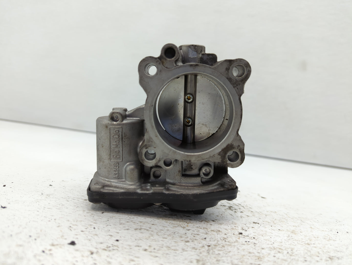2014-2020 Ford Fusion Throttle Body P/N:DS7G-9F991-BB DS7G-9F991-CA Fits Fits 2014 2015 2016 2017 2018 2019 2020 OEM Used Au