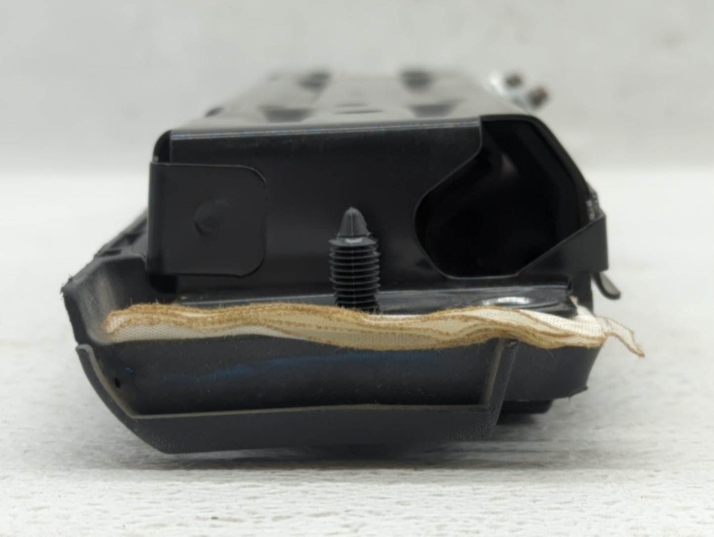 2013-2020 Ford Fusion Air Bag Passenger Right Dashboard Oem - Oemusedautoparts1.com