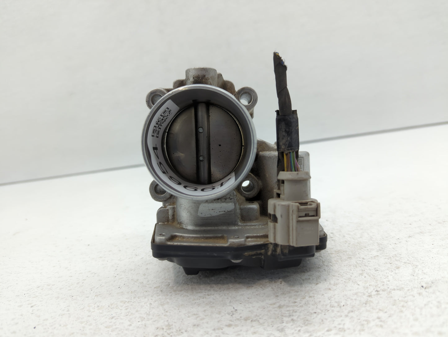 2014-2020 Ford Fusion Throttle Body P/N:DS7G-9F991-BB Fits Fits 2014 2015 2016 2017 2018 2019 2020 OEM Used Auto Parts - Oem