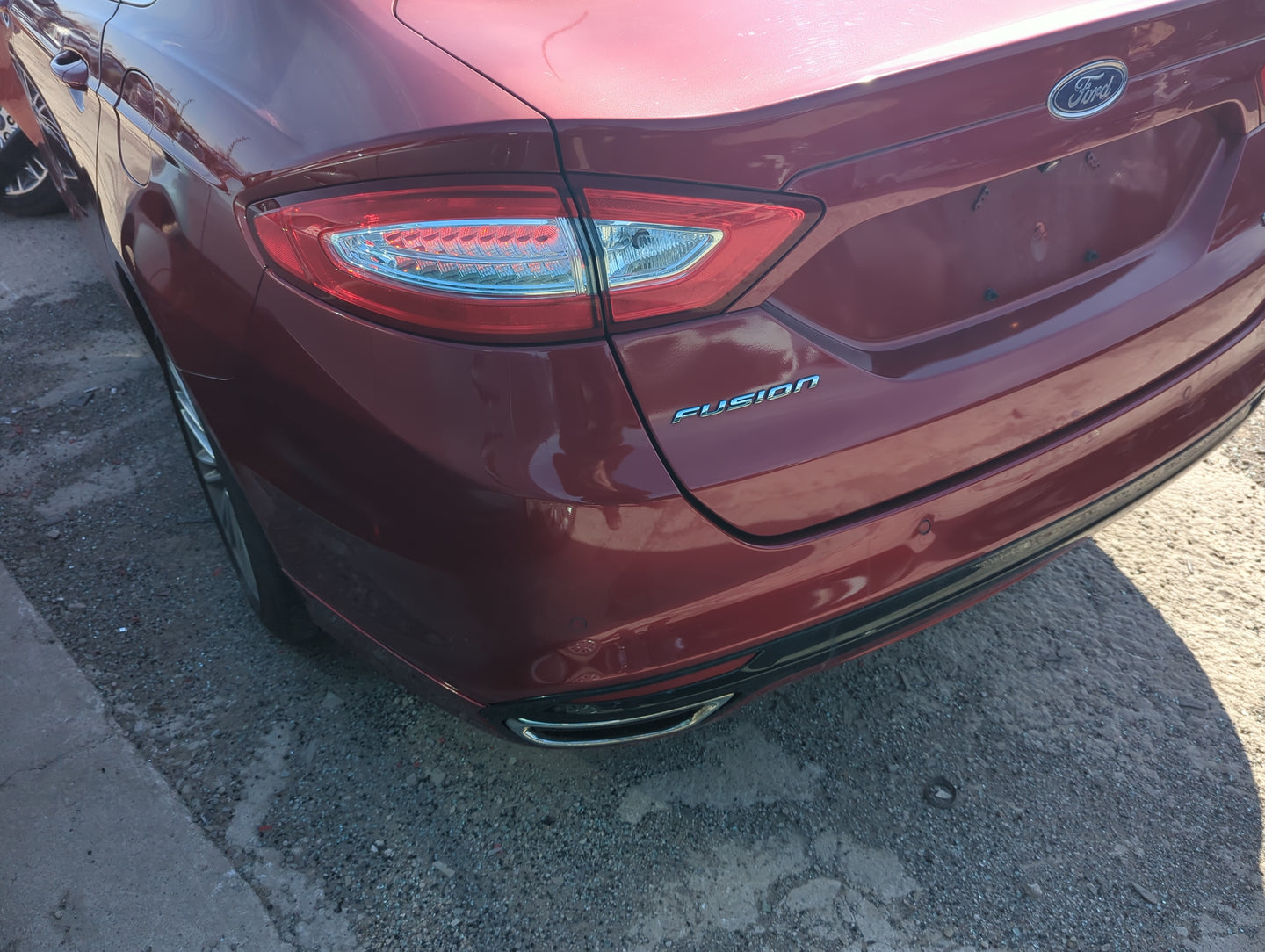 2013-2018 Ford Fusion Rear Bumper Assembly Oem - Oemusedautoparts1.com