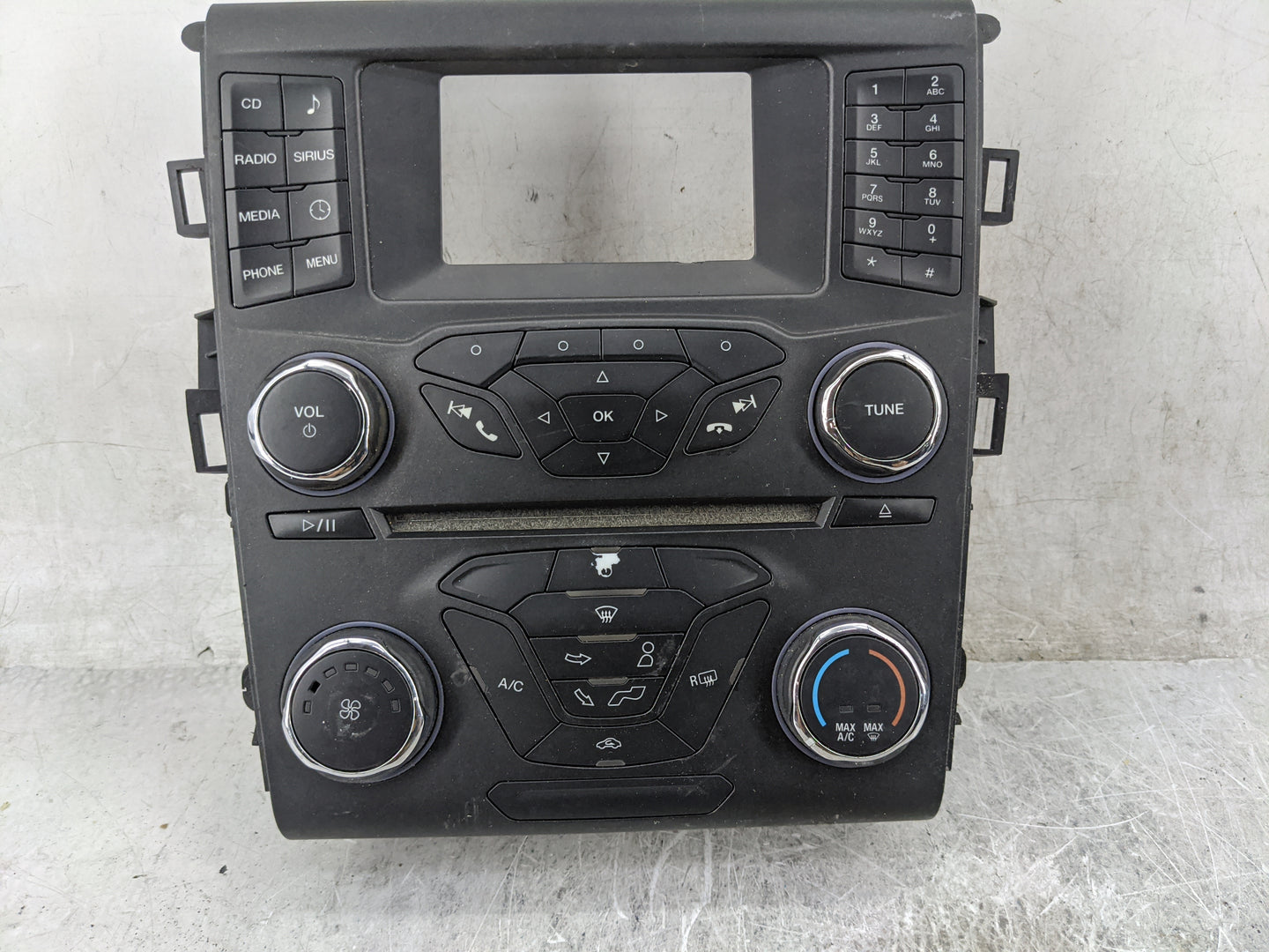 2015-2015 Ford Fusion Radio Control Panel 5030847 - Oemusedautoparts1.com