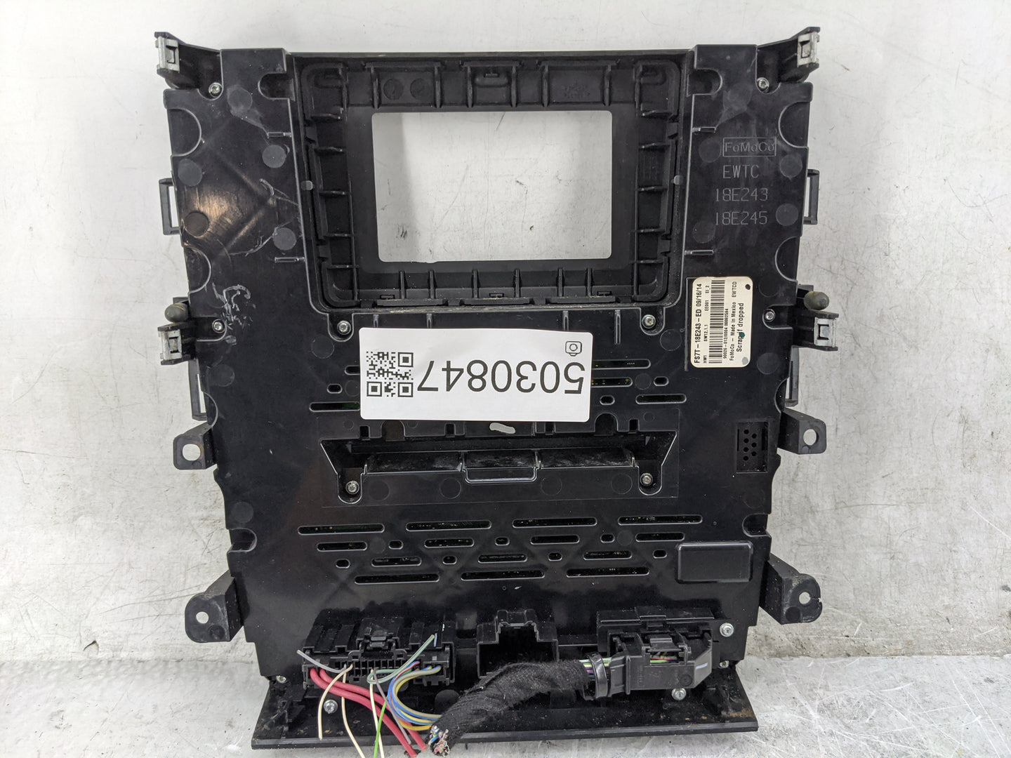 2015-2015 Ford Fusion Radio Control Panel 5030847 - Oemusedautoparts1.com