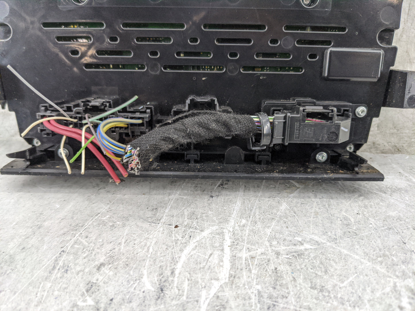 2015-2015 Ford Fusion Radio Control Panel 5030847 - Oemusedautoparts1.com