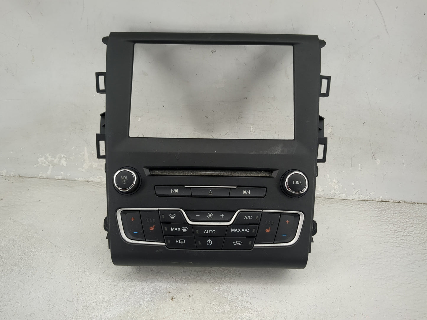 2015 Ford Fusion Climate Control Module Temperature AC/Heater Replacement P/N:GS7T-18E245-AEB Fits OEM Used Auto Parts - Oem