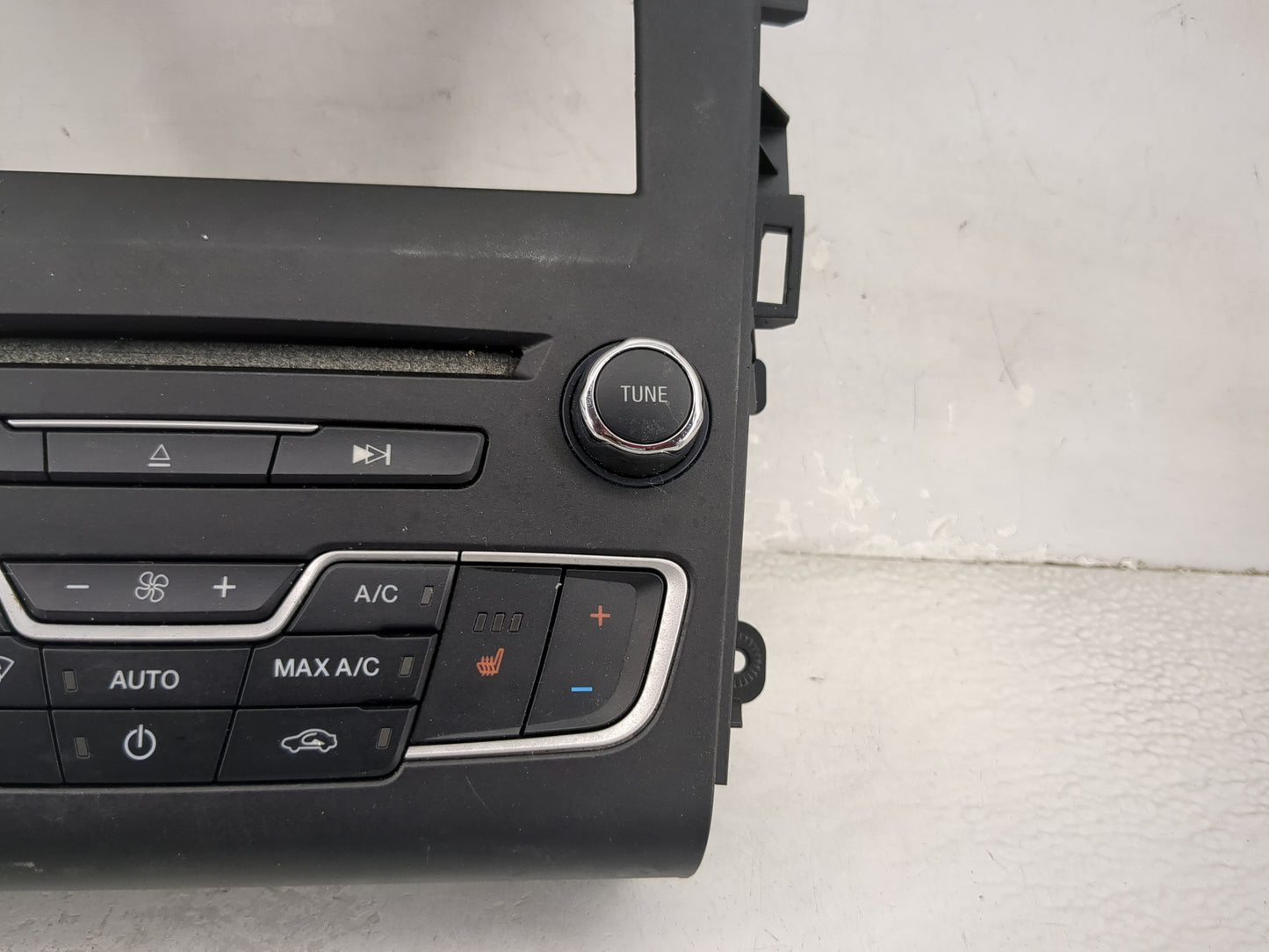2015 Ford Fusion Climate Control Module Temperature AC/Heater Replacement P/N:GS7T-18E245-AEB Fits OEM Used Auto Parts - Oem