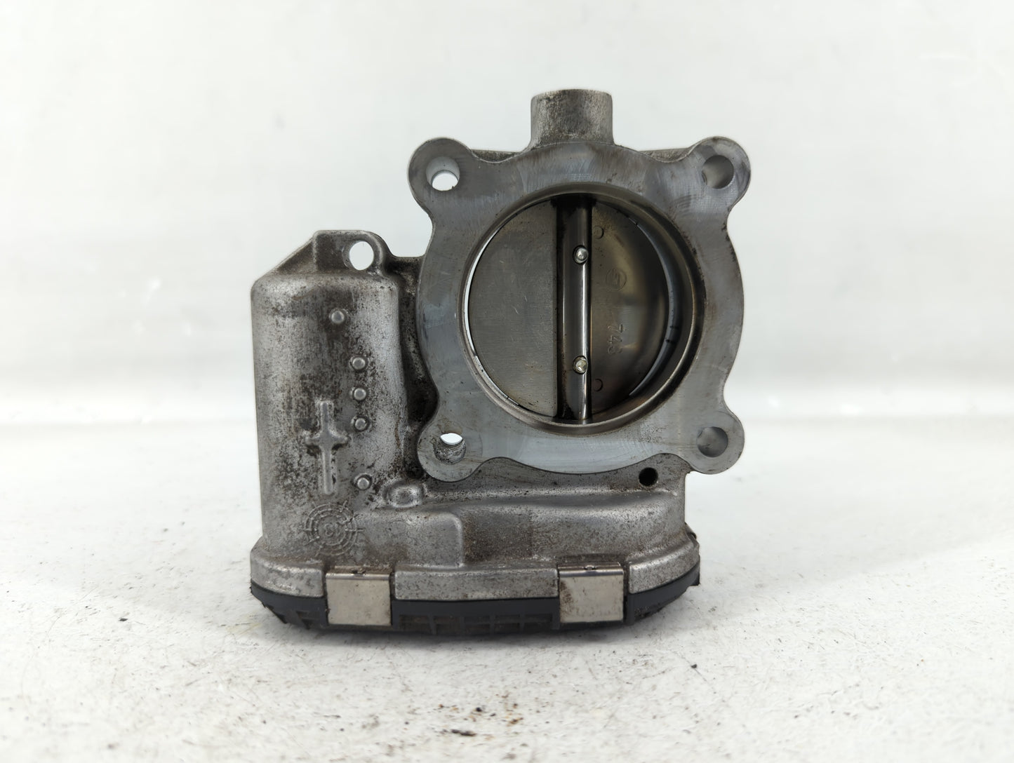 2014-2020 Ford Fusion Throttle Body P/N:DS7E-9F991-BB Fits Fits 2014 2015 2016 2017 2018 2019 2020 2021 2022 OEM Used Auto P