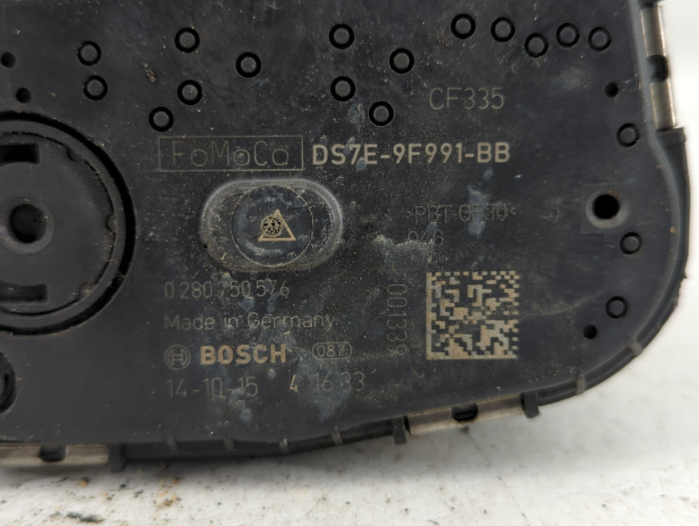 2014-2020 Ford Fusion Throttle Body P/N:DS7E-9F991-BB Fits Fits 2014 2015 2016 2017 2018 2019 2020 2021 2022 OEM Used Auto P
