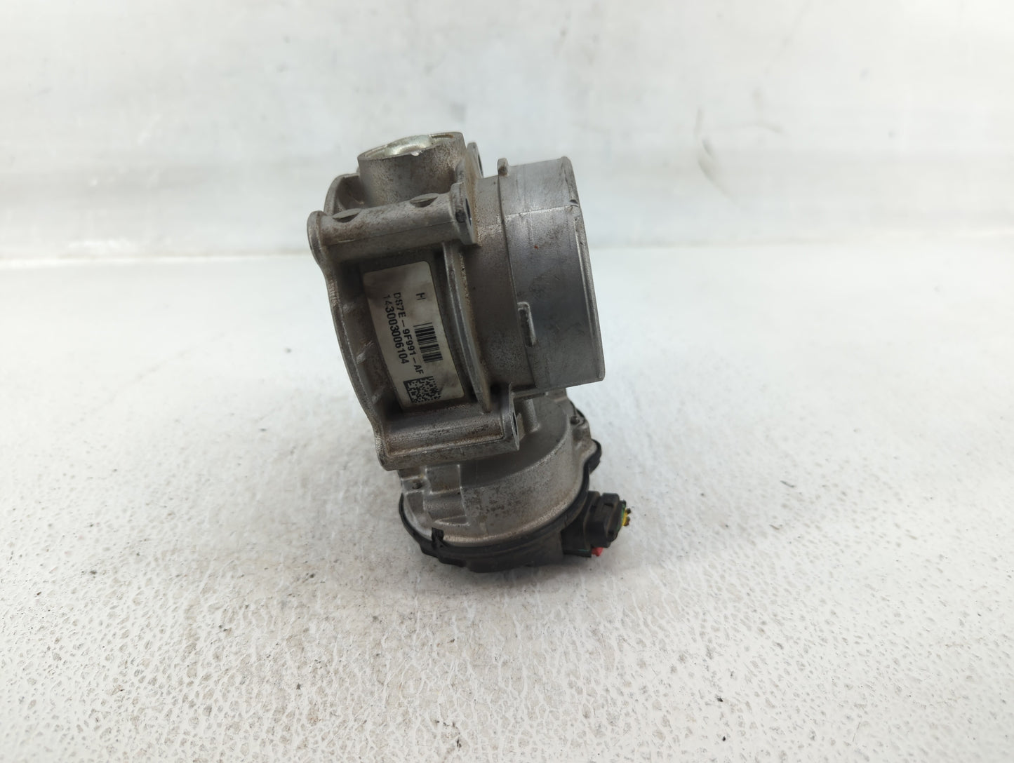 2013-2020 Ford Fusion Throttle Body P/N:DS7E-9F991-AF Fits Fits 2013 2014 2015 2016 2017 2018 2019 2020 2021 2022 OEM Used A