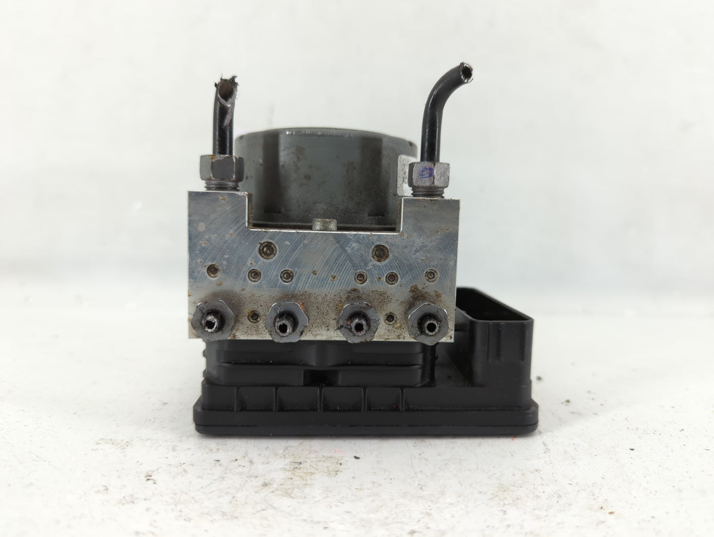 2014-2016 Ford Fusion ABS Pump Control Module Replacement P/N:EG9C-2C405-AE Fits Fits 2014 2015 2016 OEM Used Auto Parts - O