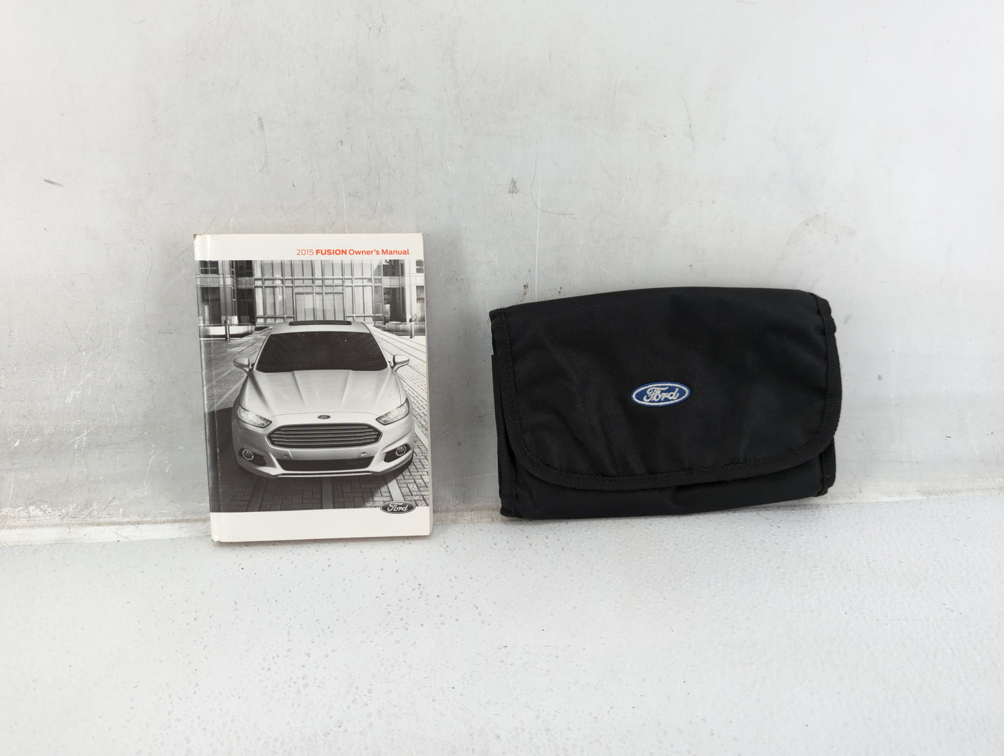 2015 Ford Fusion Owners Manual Book Guide P/N:FE5J 19A321AA OEM Used Auto Parts - Oemusedautoparts1.com