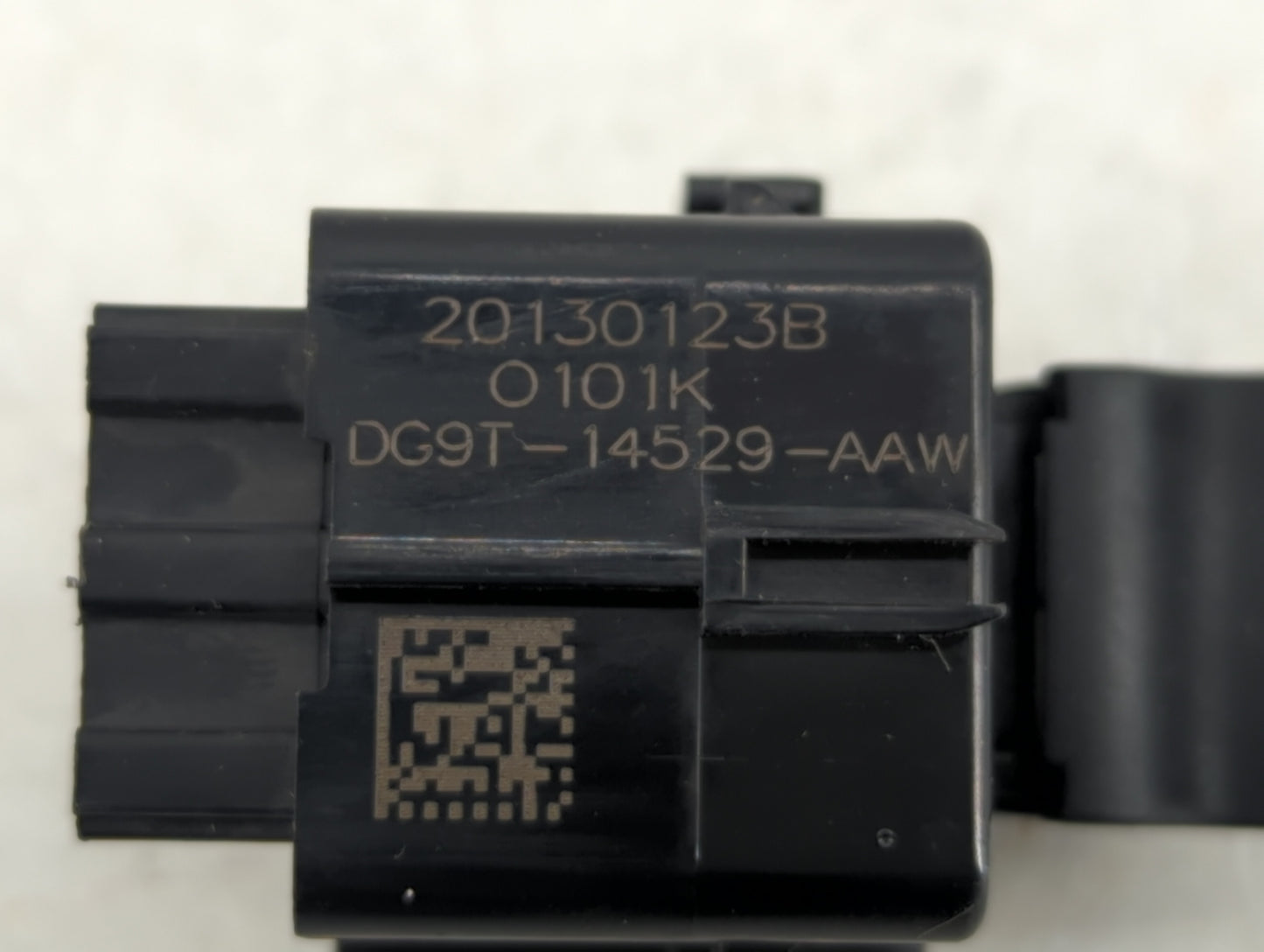 2015 Ford Fusion Master Power Window Switch Replacement Driver Side Left P/N:DG9T-14529-AAW Fits OEM Used Auto Parts - Oemus