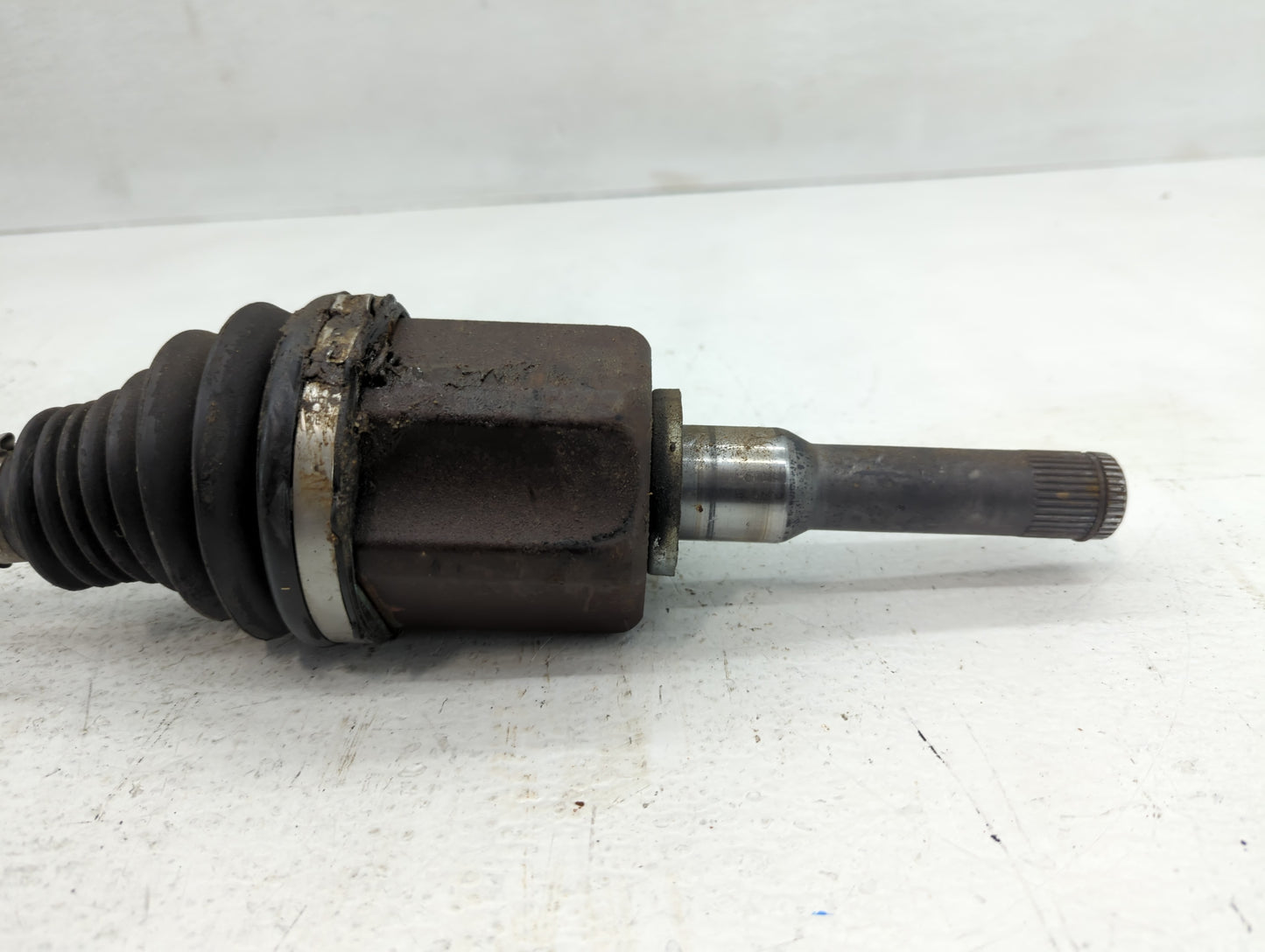 2013-2020 Ford Fusion Axle Shaft Front Driver Cv C/v - Oemusedautoparts1.com
