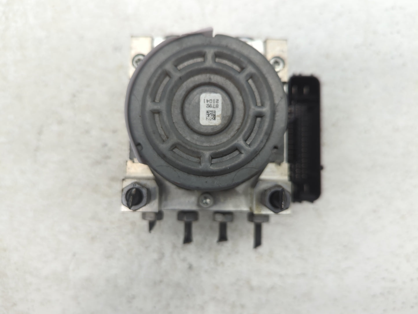 2014-2016 Ford Fusion ABS Pump Control Module Replacement P/N:EG9C-2C405-AD Fits Fits 2014 2015 2016 OEM Used Auto Parts - O