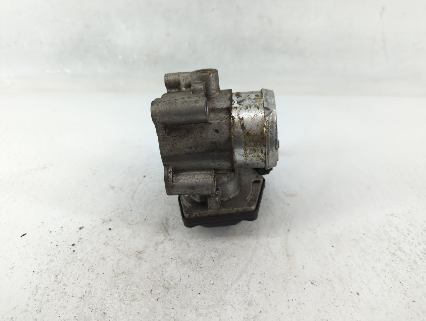 2014-2020 Ford Fusion Throttle Body P/N:B14 315 4603 DS7G-9F991-BB Fits Fits 2014 2015 2016 2017 2018 2019 2020 OEM Used Aut