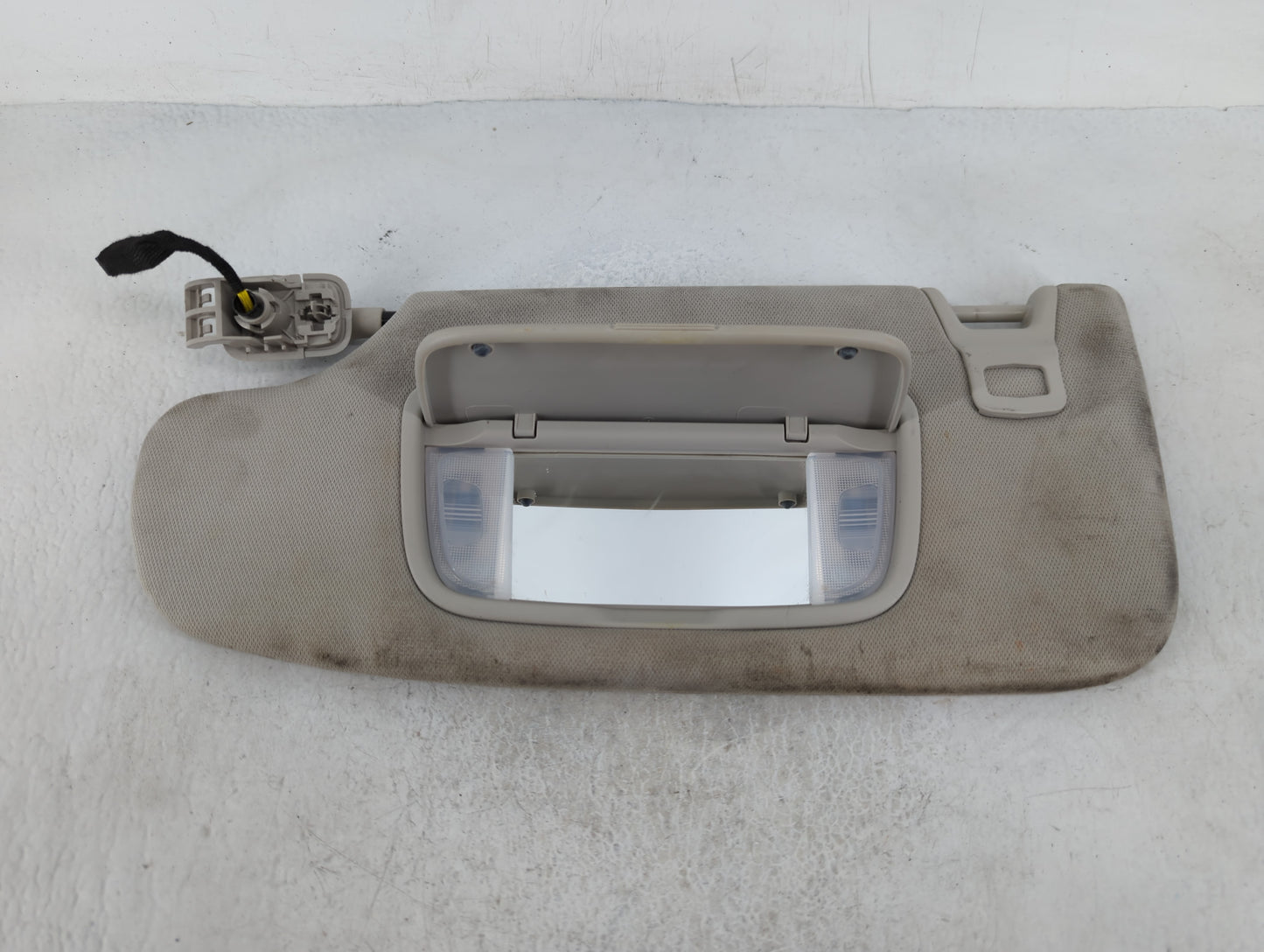 2015-2016 Ford Fusion Sun Visor Shade Replacement Driver Left Mirror Fits Fits 2015 2016 OEM Used Auto Parts - Oemusedautopa