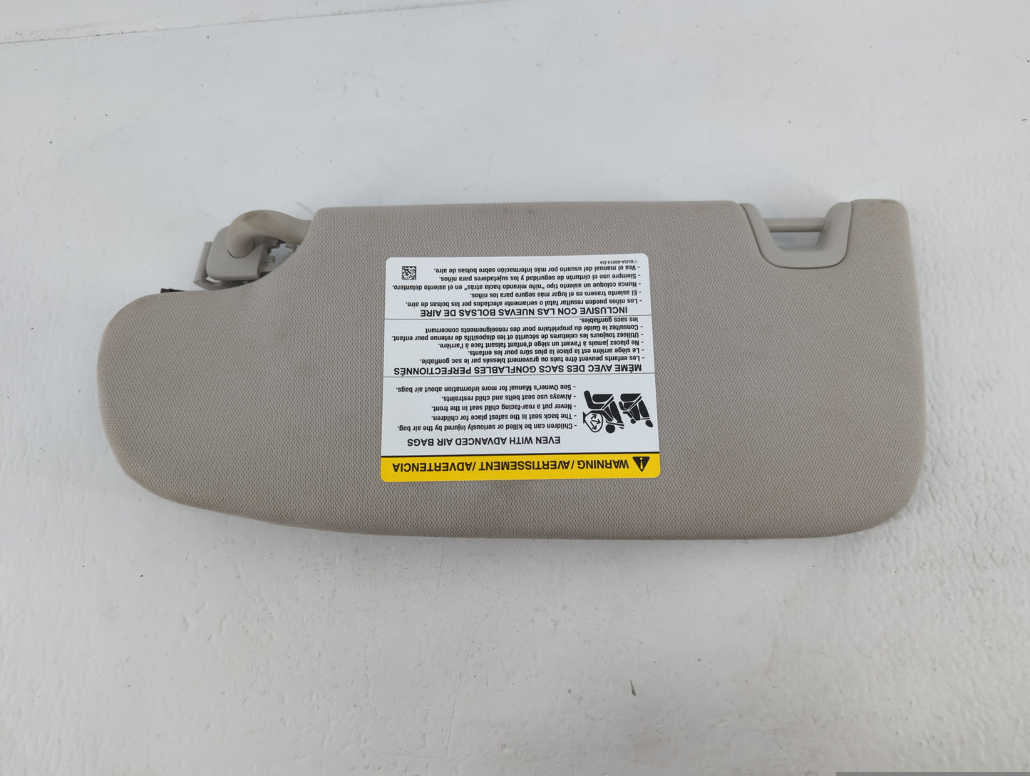 2015-2016 Ford Fusion Sun Visor Shade Replacement Passenger Right Mirror Fits Fits 2015 2016 OEM Used Auto Parts - Oemusedau
