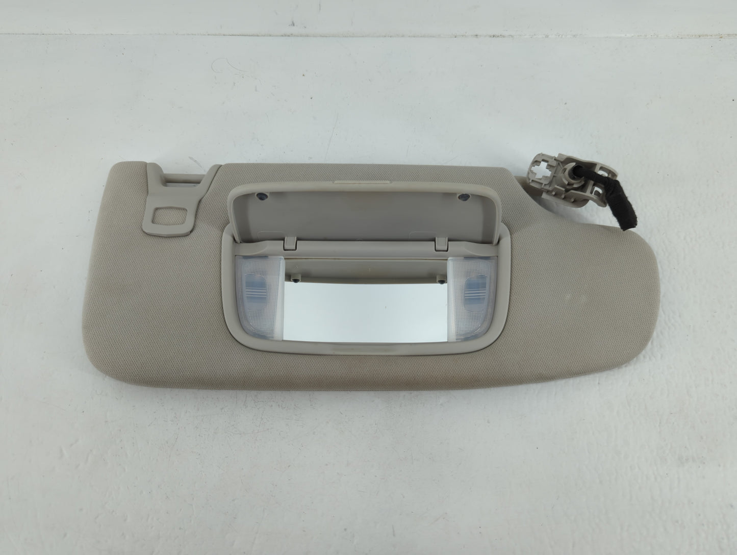 2015-2016 Ford Fusion Sun Visor Shade Replacement Passenger Right Mirror Fits Fits 2015 2016 OEM Used Auto Parts - Oemusedau