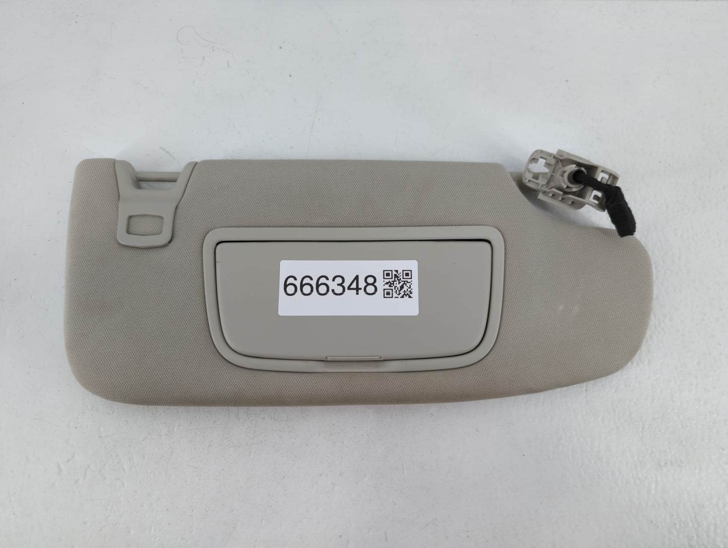 2015-2016 Ford Fusion Sun Visor Shade Replacement Passenger Right Mirror Fits Fits 2015 2016 OEM Used Auto Parts - Oemusedau