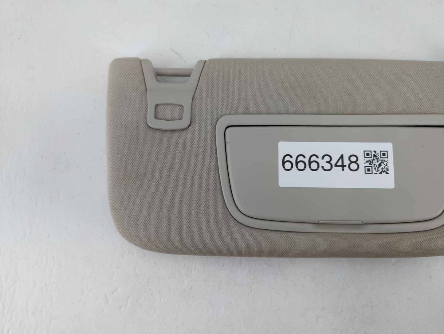 2015-2016 Ford Fusion Sun Visor Shade Replacement Passenger Right Mirror Fits Fits 2015 2016 OEM Used Auto Parts - Oemusedau