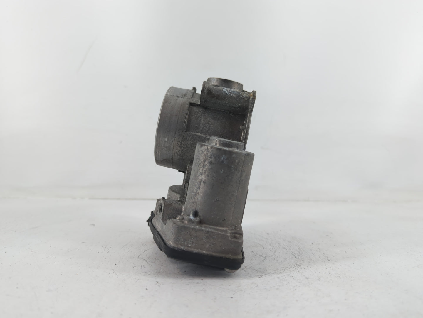 2013-2020 Ford Fusion Throttle Body P/N:3K1429A-0190 Fits Fits 2013 2014 2015 2016 2017 2018 2019 2020 2021 2022 OEM Used Au