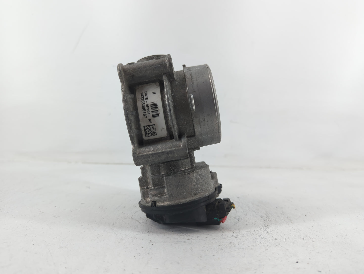 2013-2020 Ford Fusion Throttle Body P/N:3K1429A-0190 Fits Fits 2013 2014 2015 2016 2017 2018 2019 2020 2021 2022 OEM Used Au