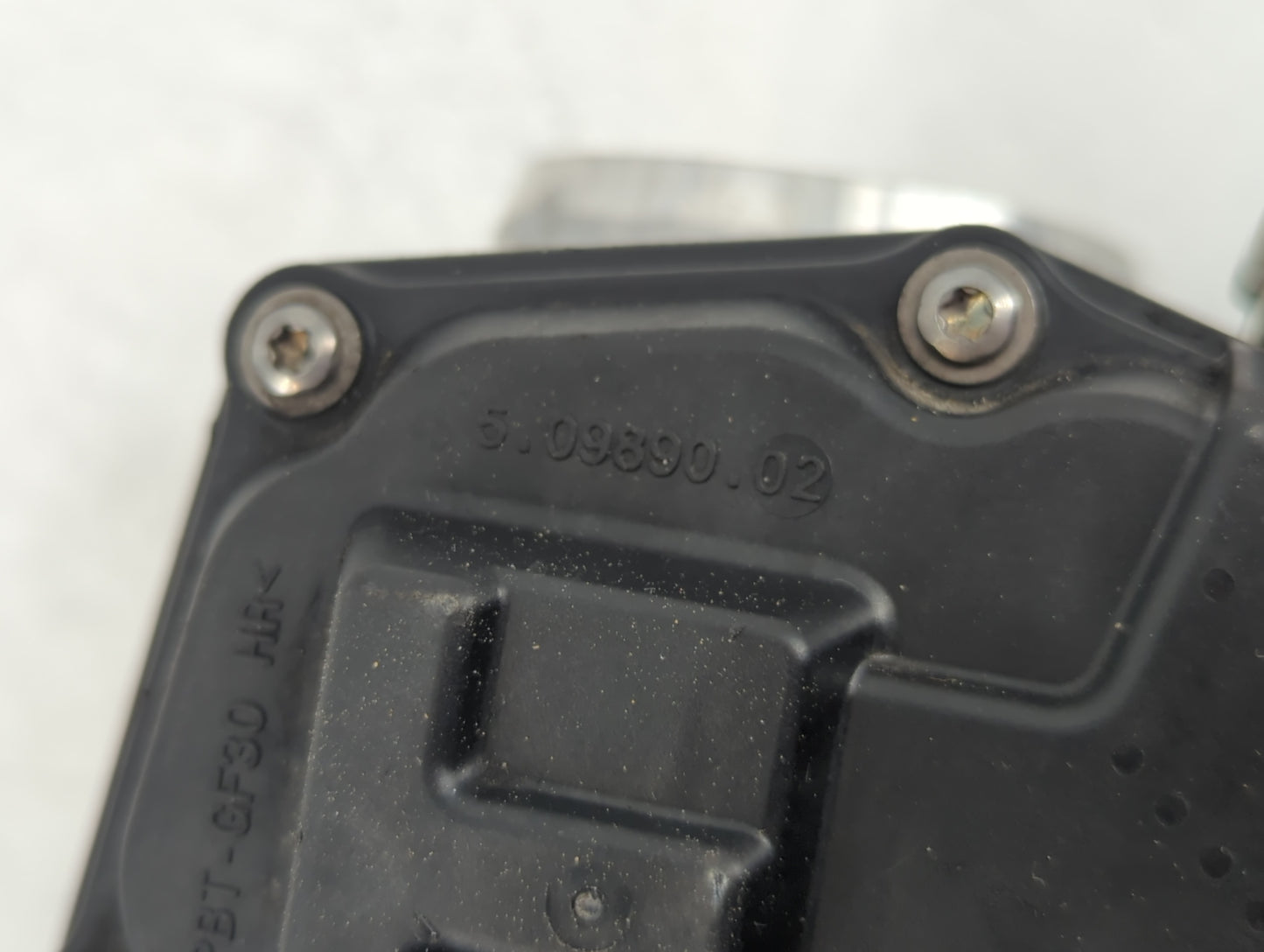 2014-2020 Ford Fusion Throttle Body Fits Fits 2014 2015 2016 2017 2018 2019 2020 OEM Used Auto Parts - Oemusedautoparts1.com