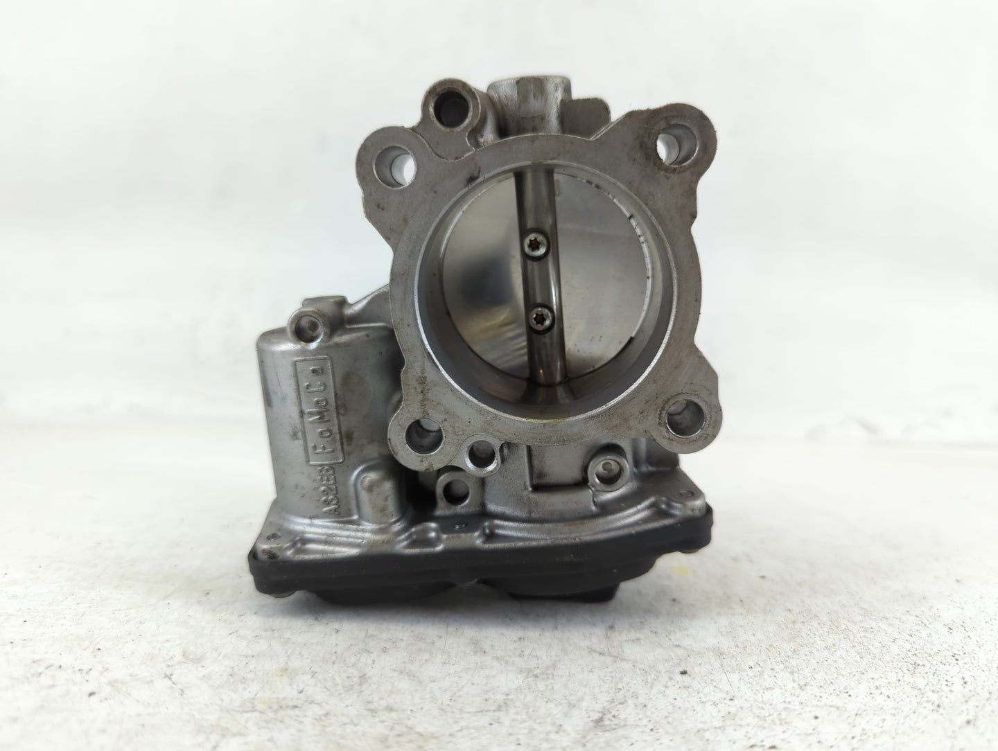 2014-2020 Ford Fusion Throttle Body P/N:B15 008 4751 DS7G-9F991-BB Fits Fits 2014 2015 2016 2017 2018 2019 2020 OEM Used Aut
