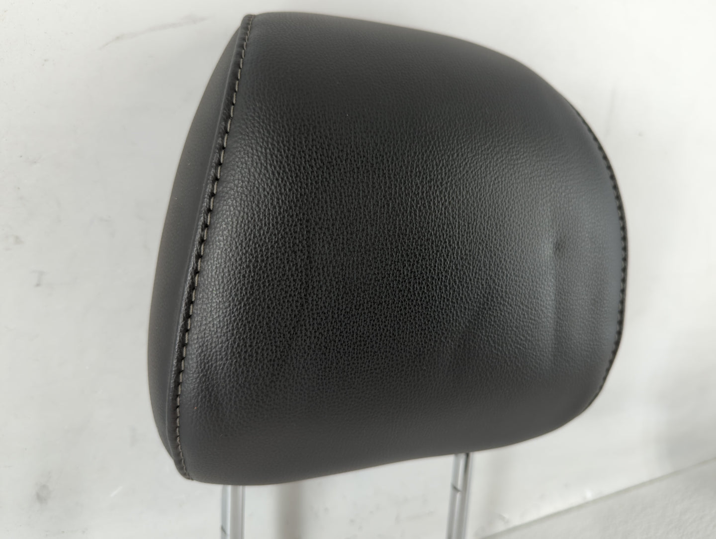 Ford Fusion Headrest Head Rest Front Driver Passenger Seat Black - Oemusedautoparts1.com