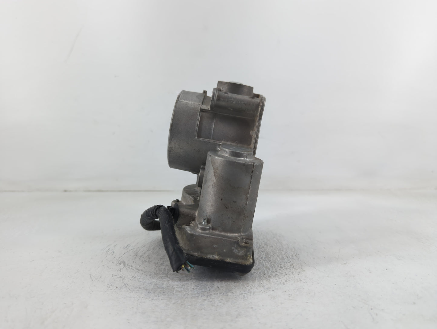 2013-2020 Ford Fusion Throttle Body P/N:142913005806 DS7E-9F991-AF Fits Fits 2013 2014 2015 2016 2017 2018 2019 2020 2021 20