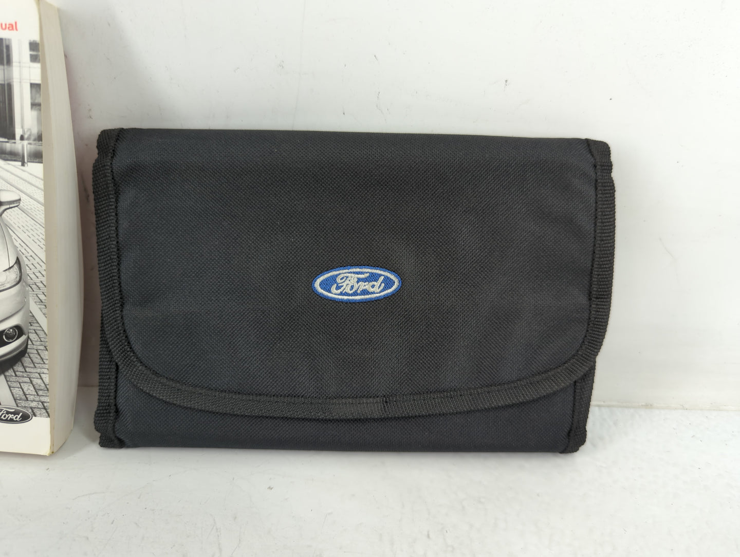 2015 Ford Fusion Owners Manual Book Guide P/N:FE5J 19A321 AB OEM Used Auto Parts - Oemusedautoparts1.com