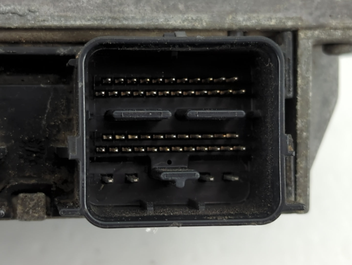 2014-2016 Ford Fusion PCM Engine Control Computer ECU ECM PCU OEM P/N:6PXS9LAF70 ES7A-12A650-GG Fits Fits 2014 2015 2016 OEM