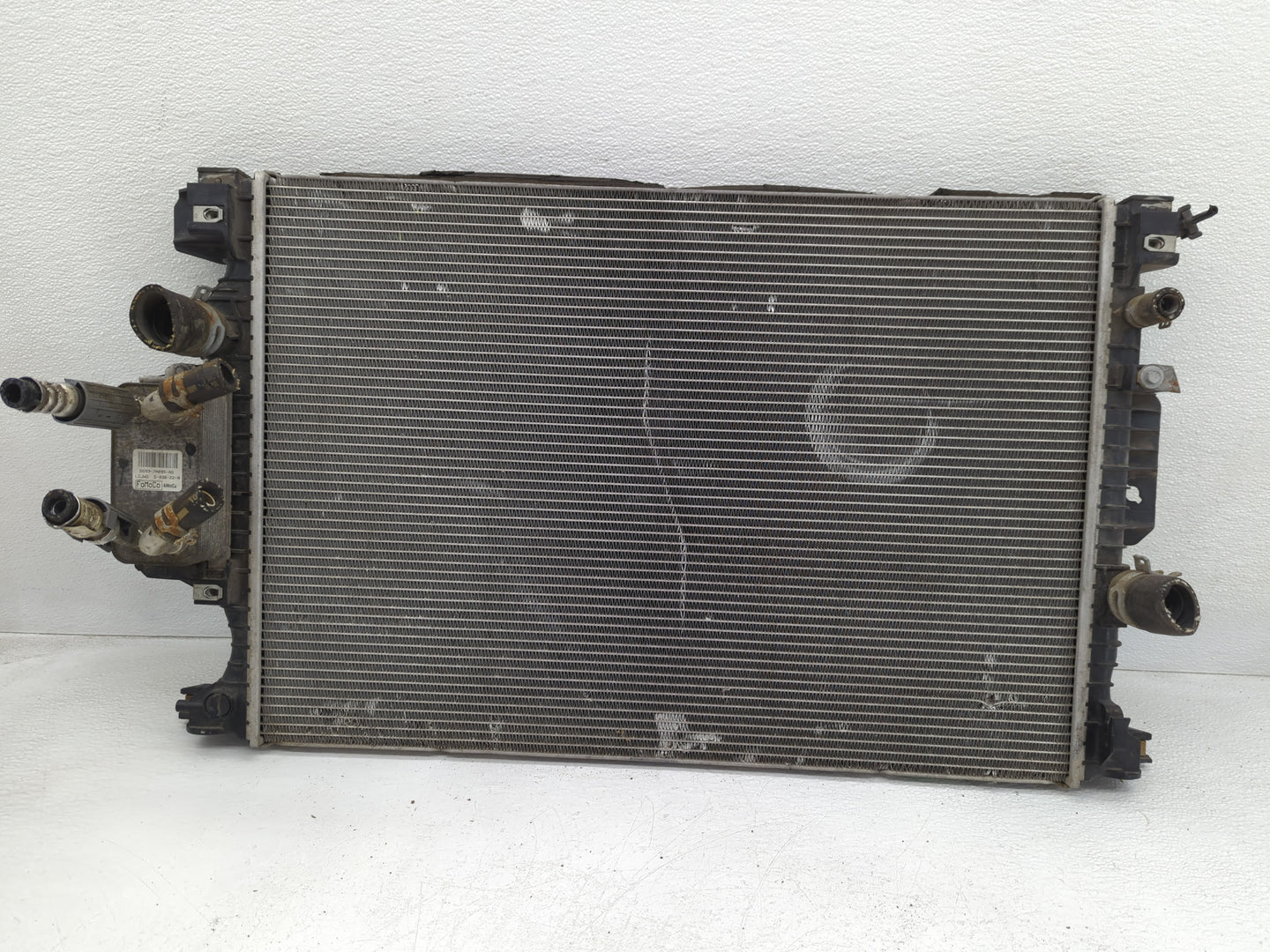 2013-2017 Ford Fusion Engine Cooling Radiator Condensor P/N:DG93-8005-FZ Fits Fits 2013 2014 2015 2016 2017 OEM Used Auto Pa