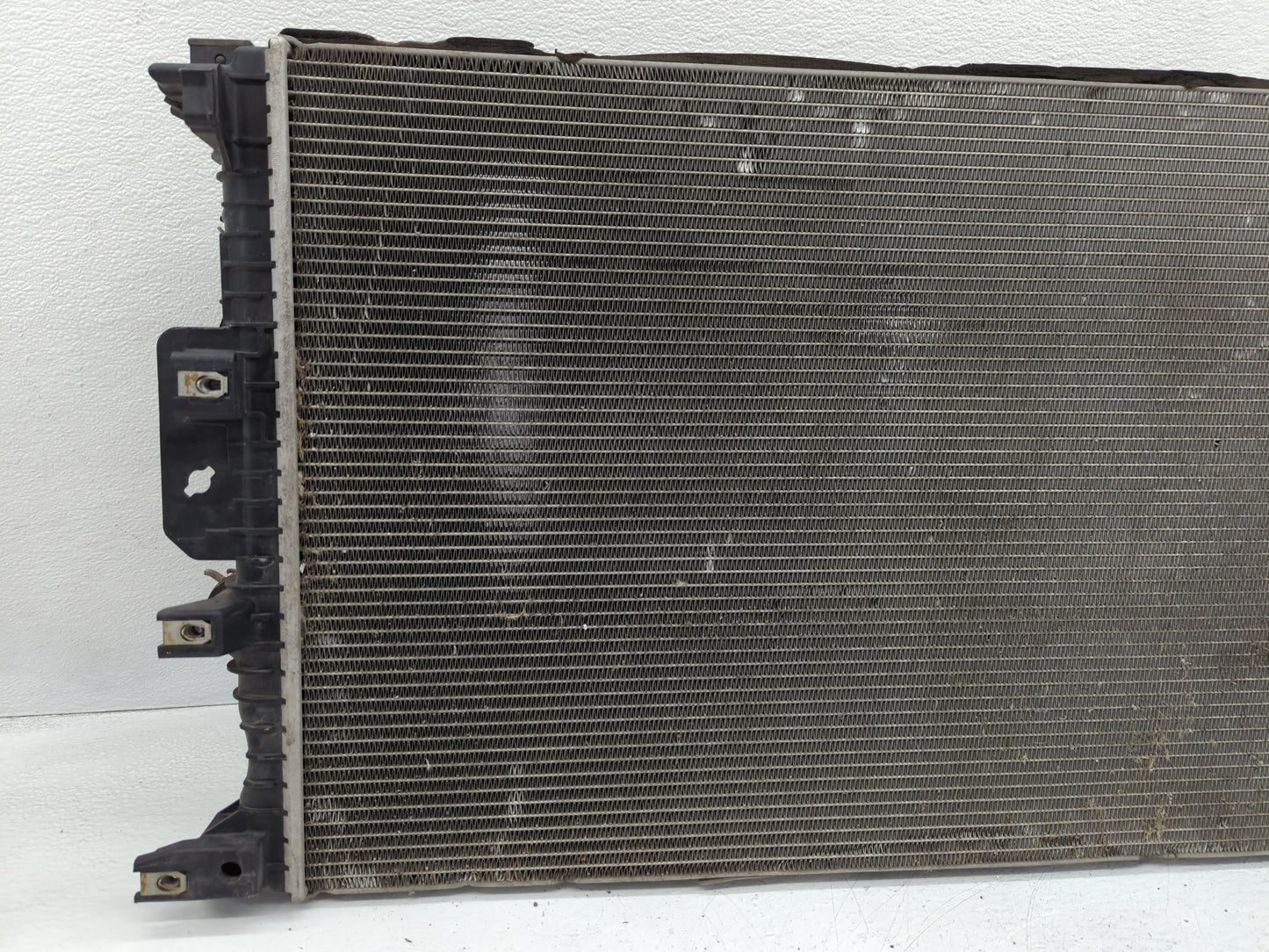 2013-2017 Ford Fusion Engine Cooling Radiator Condensor P/N:DG93-8005-FZ Fits Fits 2013 2014 2015 2016 2017 OEM Used Auto Pa
