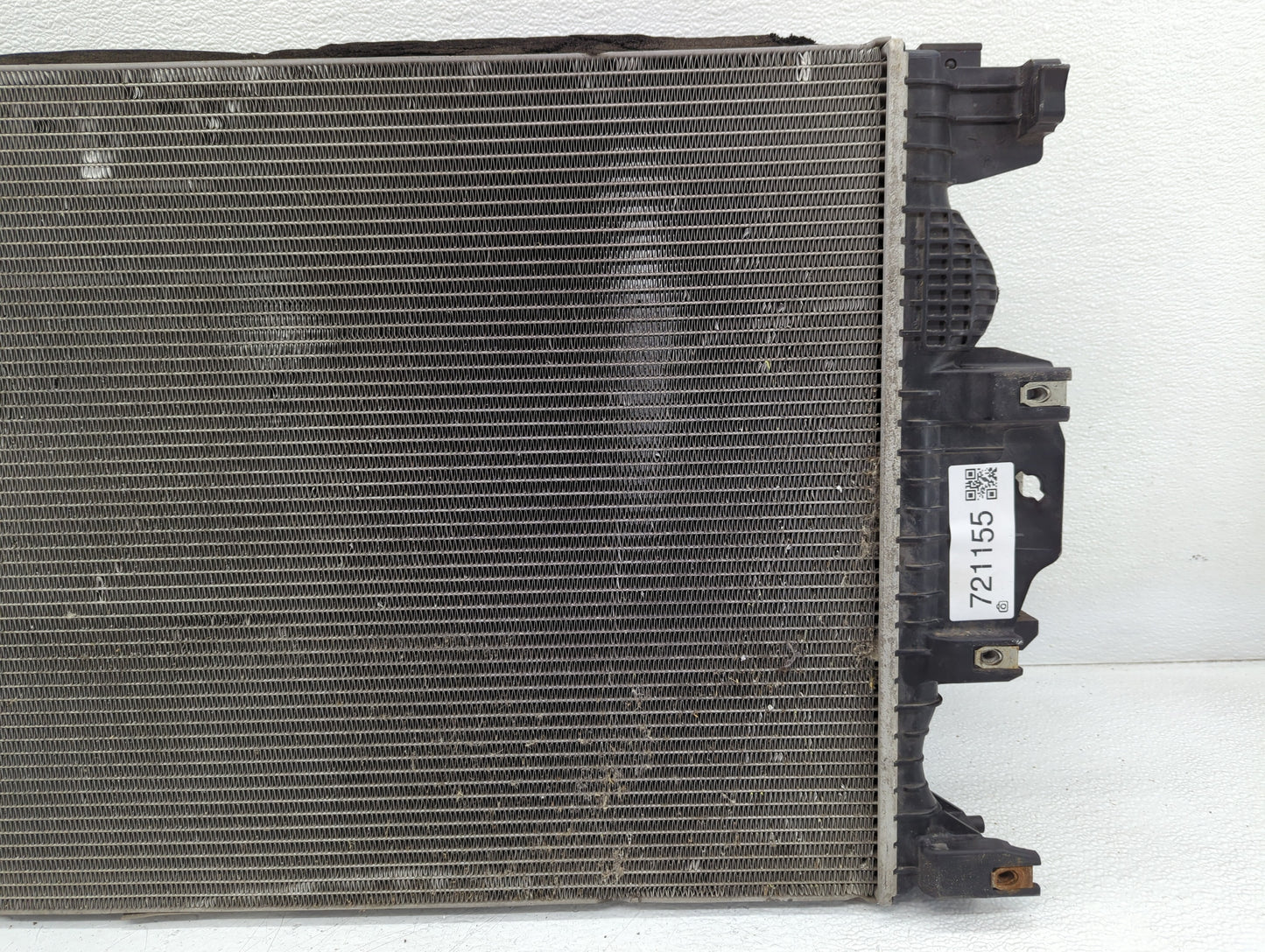 2013-2017 Ford Fusion Engine Cooling Radiator Condensor P/N:DG93-8005-FZ Fits Fits 2013 2014 2015 2016 2017 OEM Used Auto Pa