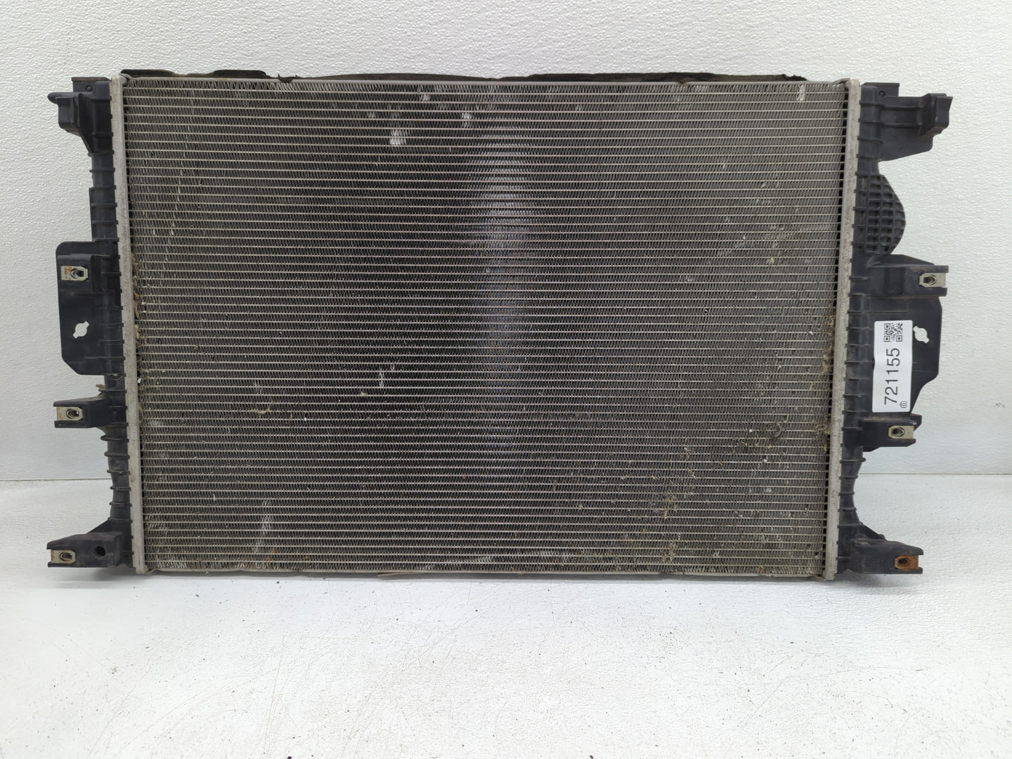 2013-2017 Ford Fusion Engine Cooling Radiator Condensor P/N:DG93-8005-FZ Fits Fits 2013 2014 2015 2016 2017 OEM Used Auto Pa