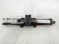 2015 Ford Fusion Spare Scissor Car Jack 735242 - Oemusedautoparts1.com
