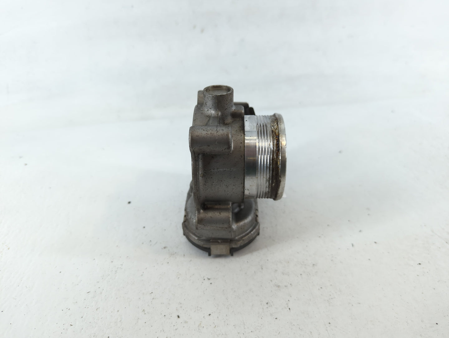 2014-2020 Ford Fusion Throttle Body P/N:DS7E-9F991-BB Fits Fits 2014 2015 2016 2017 2018 2019 2020 2021 2022 OEM Used Auto P