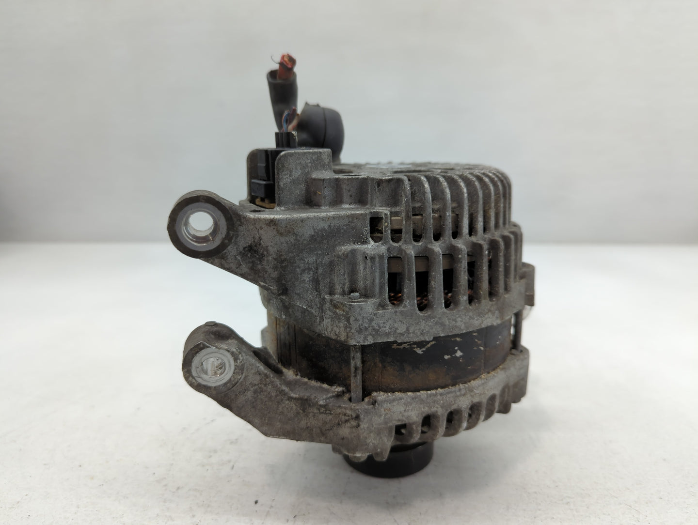 2013-2020 Ford Fusion Alternator Replacement Generator Charging Assembly Engine OEM P/N:DS7T-10300-HA Fits OEM Used Auto Par