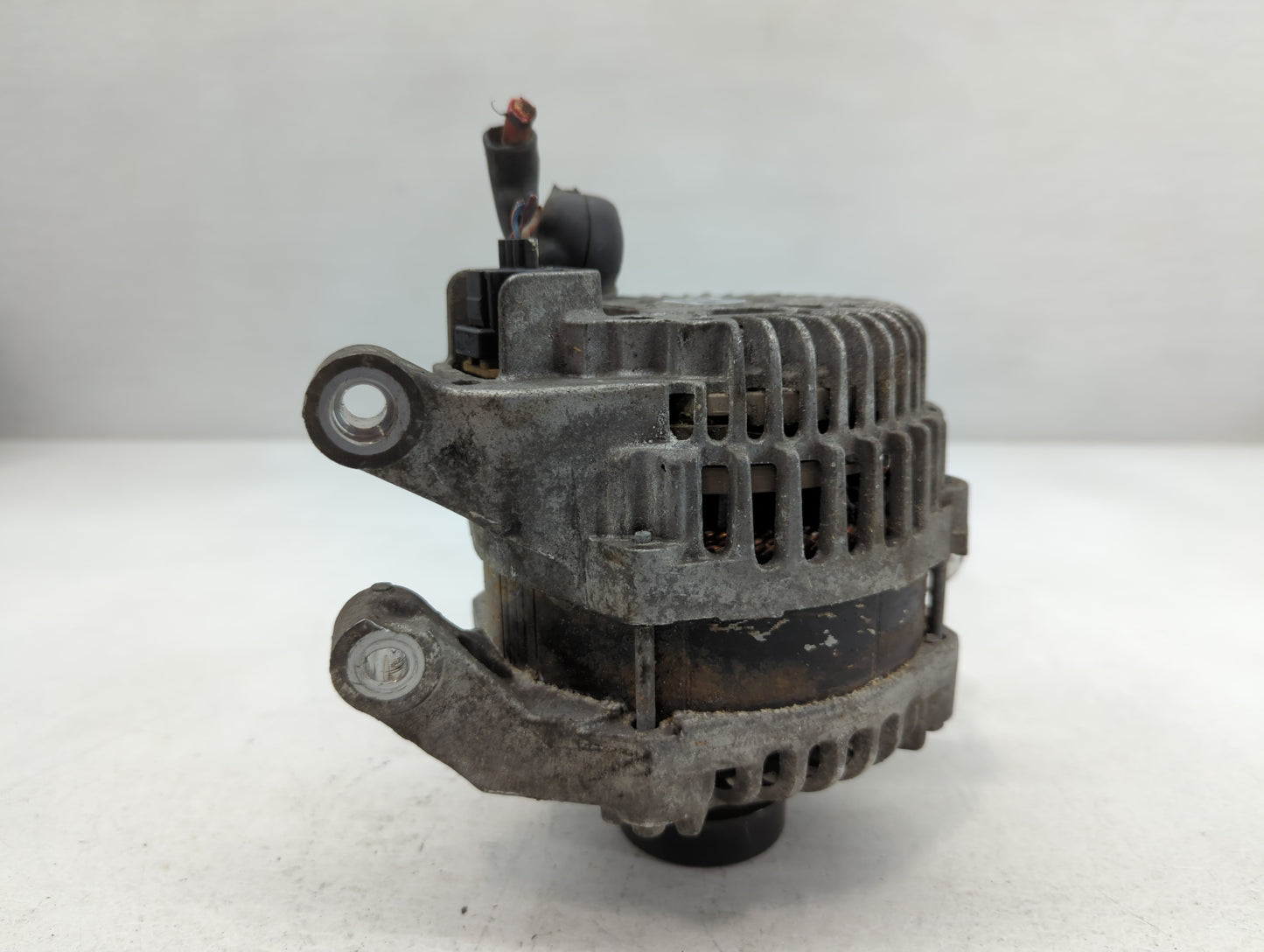 2013-2020 Ford Fusion Alternator Replacement Generator Charging Assembly Engine OEM P/N:DS7T-10300-HA Fits OEM Used Auto Par