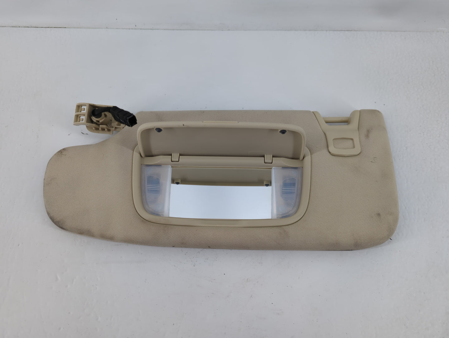 2015-2016 Ford Fusion Sun Visor Shade Replacement Passenger Right Mirror Fits Fits 2015 2016 OEM Used Auto Parts - Oemusedau