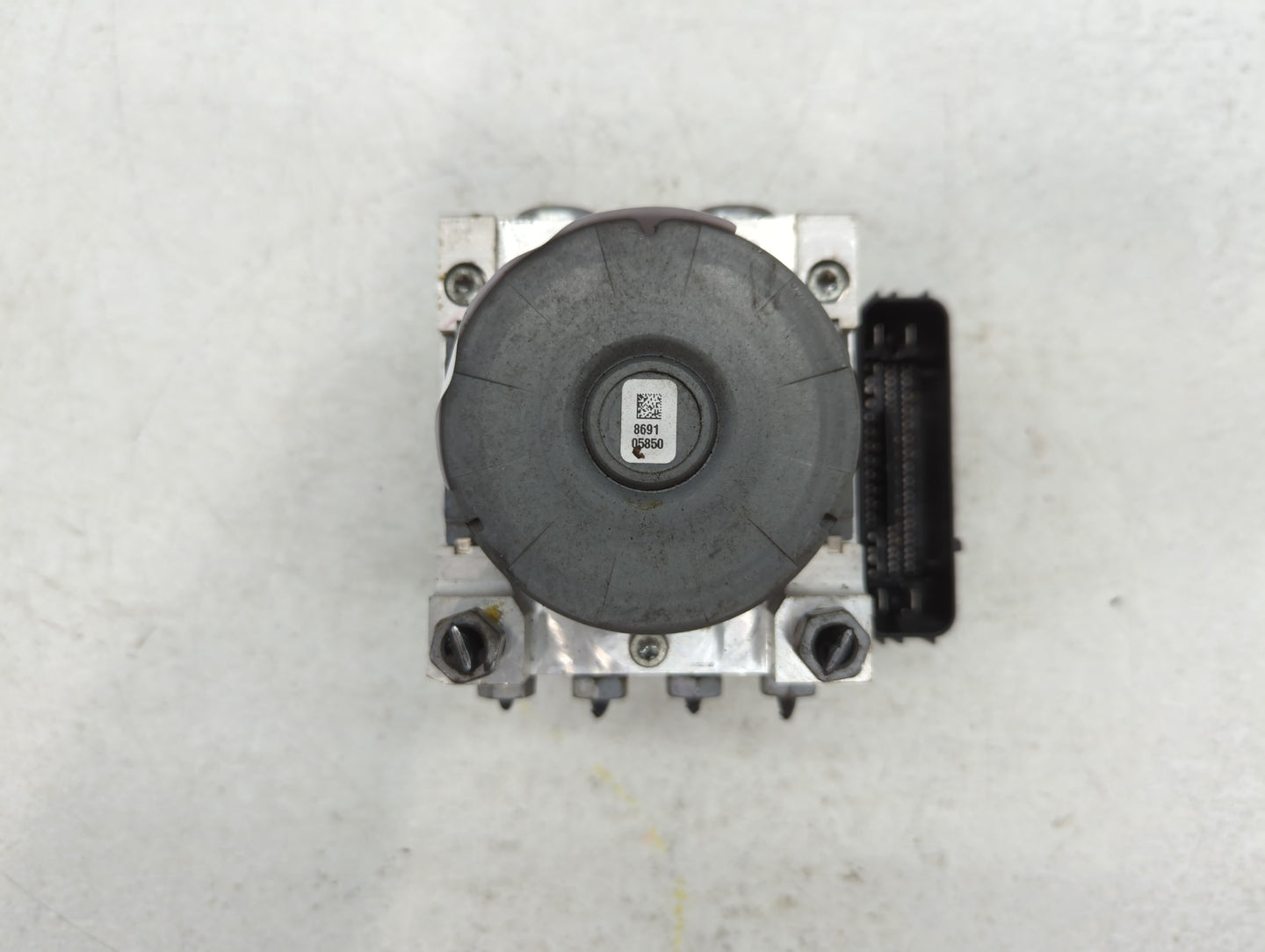 2014-2016 Ford Fusion ABS Pump Control Module Replacement P/N:EG9C-2C405-AF Fits Fits 2014 2015 2016 OEM Used Auto Parts - O