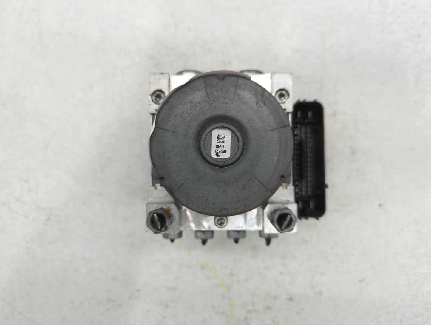 2014-2016 Ford Fusion ABS Pump Control Module Replacement P/N:EG9C-2C405-AF Fits Fits 2014 2015 2016 OEM Used Auto Parts - O