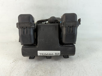compare product 2015-2016 Ford Fusion Fusebox Fuse Box Panel Relay Module P/N:DG9T14A075AA Fits Fits 2015 2016 OEM Used Auto Parts