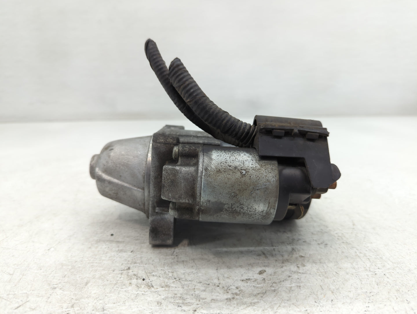 2013-2016 Ford Fusion Car Starter Motor Solenoid OEM P/N:4914 B CJ5T-11000-BA Fits Fits 2013 2014 2015 2016 OEM Used Auto Pa