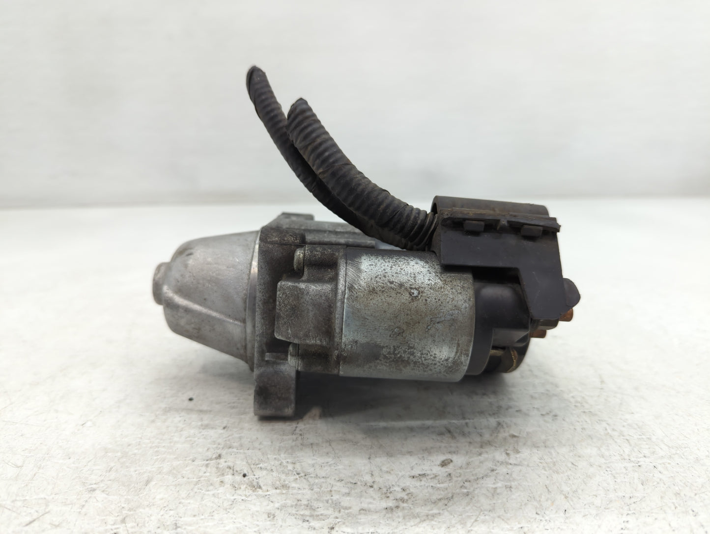 2013-2016 Ford Fusion Car Starter Motor Solenoid OEM P/N:4914 B CJ5T-11000-BA Fits Fits 2013 2014 2015 2016 OEM Used Auto Pa