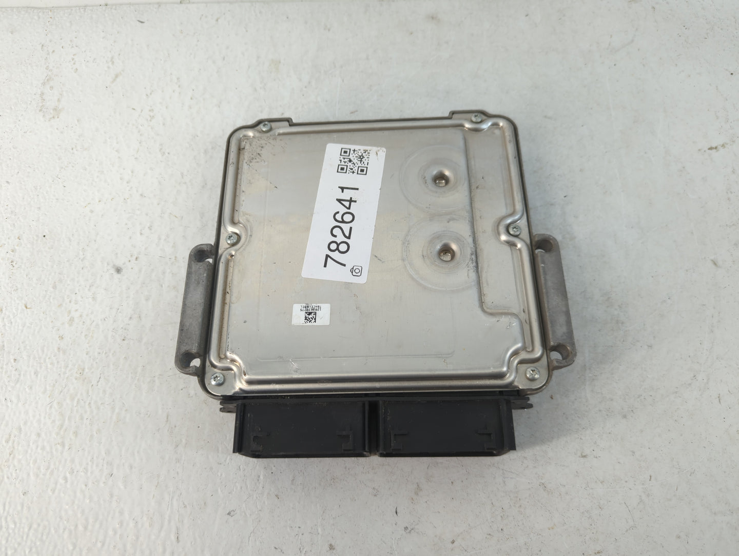 2015 Ford Fusion PCM Engine Control Computer ECU ECM PCU OEM P/N:FJ5A-12B684-AA FS7A-12A650-AVC Fits OEM Used Auto Parts - O