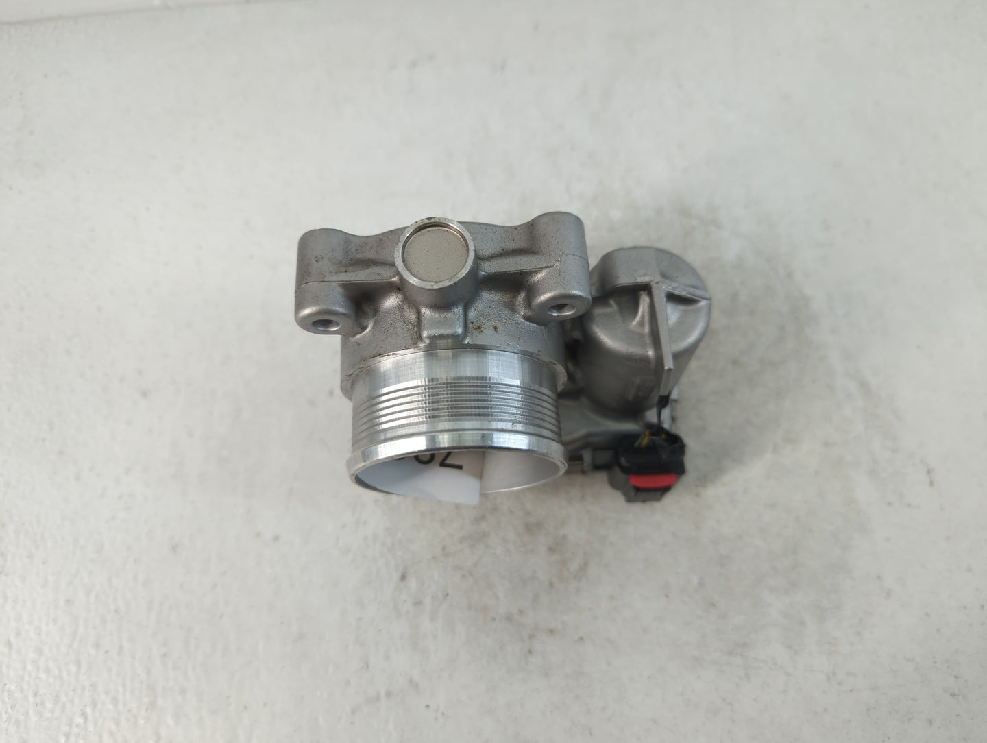 2014-2020 Ford Fusion Throttle Body P/N:DS7E-9F991-BB Fits Fits 2014 2015 2016 2017 2018 2019 2020 2021 2022 OEM Used Auto P
