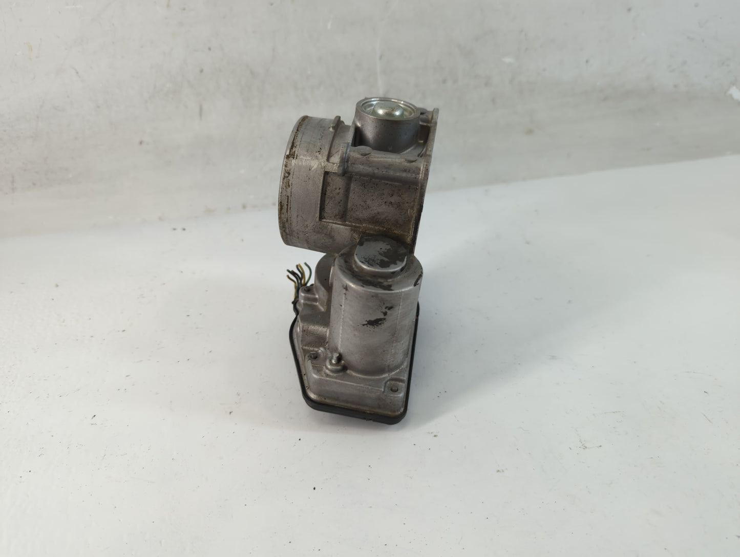 2013-2020 Ford Fusion Throttle Body P/N:141893002835 DS7E-9F991-AF Fits Fits 2013 2014 2015 2016 2017 2018 2019 2020 2021 20