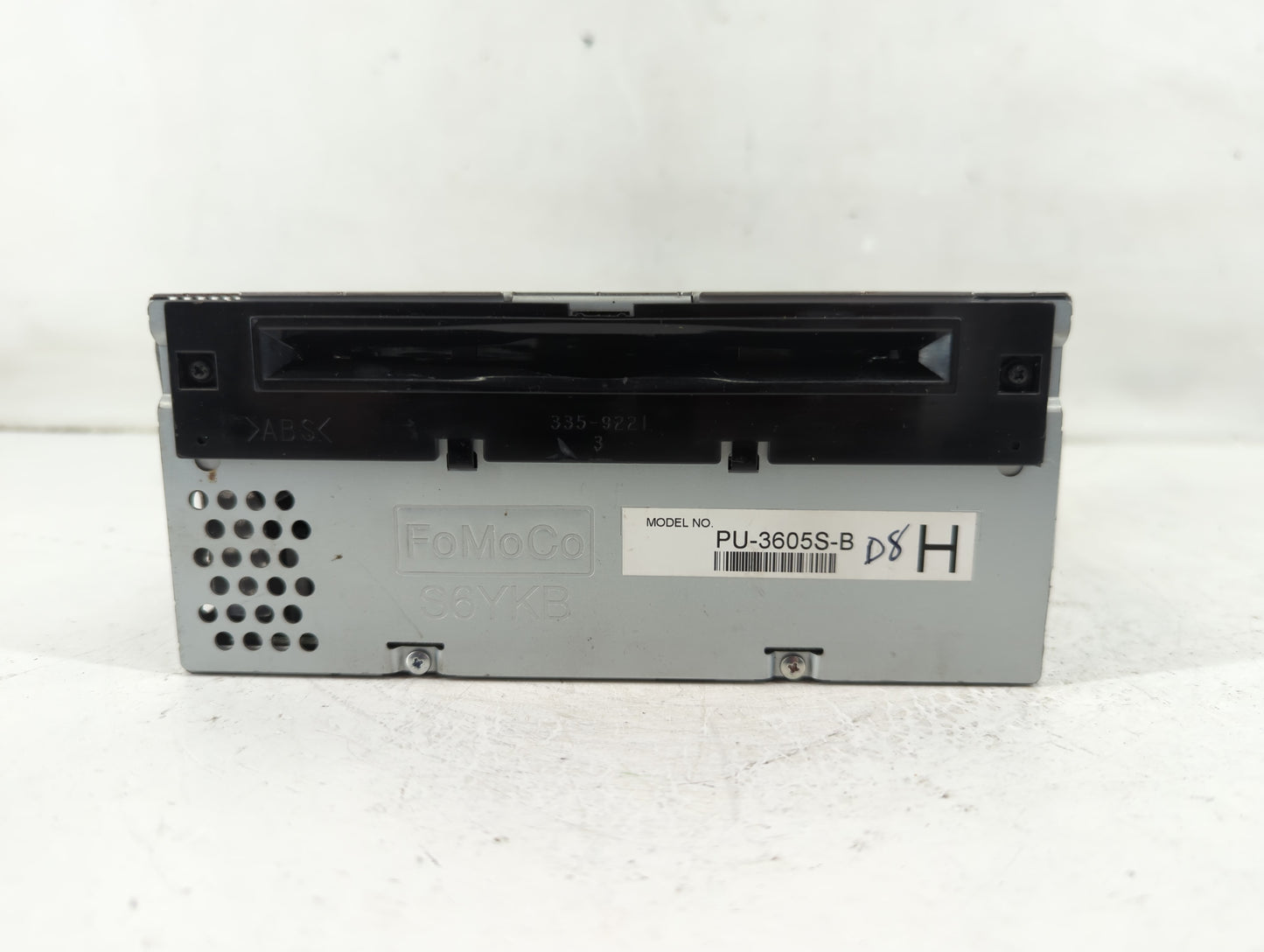 2015 Ford Mustang Radio AM FM Cd Player Receiver Replacement P/N:FR3T-19C107-UE FR3T-19C107-TE Fits OEM Used Auto Parts - Oe